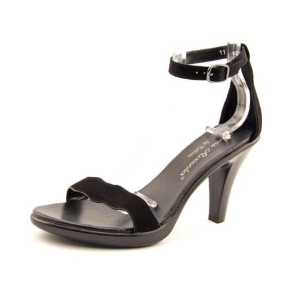 Athena Alexander by Callisto black heels NEW!